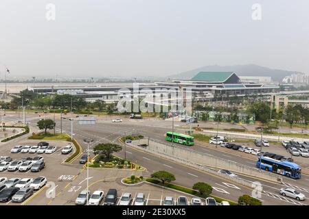 Seoul, Südkorea - 25. Mai 2016: Terminal des internationalen Flughafens Seoul Gimpo in Südkorea. Stockfoto