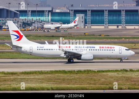 Guangzhou, China - 24. September 2019: Boeing 737-800 von China Eastern Airlines am Flughafen Guangzhou (CAN) in China. Stockfoto