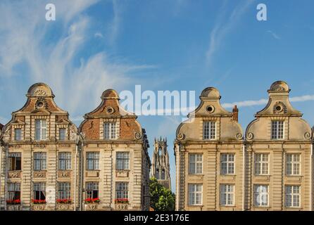 Die herrliche barocke Architektur des Grande Place, Arras, Frankreich Stockfoto