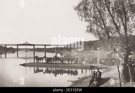 Vintage 19. Jahrhundert Foto: Barkly Bridge, Vaal River, Südafrika. Stockfoto