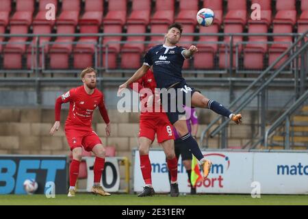 London, Großbritannien. Januar 2021. John O'Sullivan von Morecambe während des Sky Bet League 2 Spiels im Breyer Group Stadium, London Bild von Ben Peters/Focus Images/Sipa USA 16/01/2021 Credit: SIPA USA/Alamy Live News Stockfoto