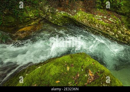 Tal des Flusses Orfento im Nationalpark Maiella Stockfoto