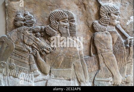 Assyrisches Relief British Museum, London, England, Großbritannien Stockfoto