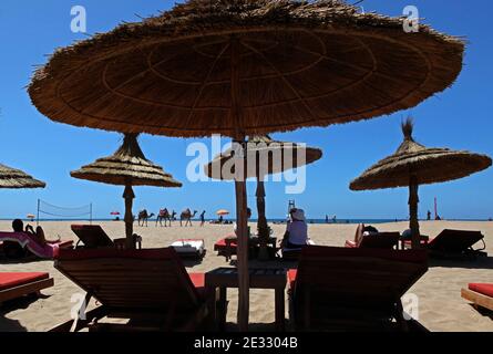 Der Strand Sidi Kacem, vor dem Restaurant Ocean, Tanger, Marokko, Juli 2010. Foto von Stephane Lemouton/ABACAPRESS.COM Stockfoto