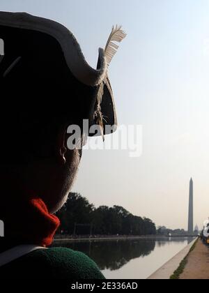 "Tausende von Tea Party-Aktivisten versammeln sich am 28. August 2010 in Washington zu einer "Restoring America"-Kundgebung. DC, USA. Die Kundgebung fand am 47. Jahrestag des historischen marsches von Martin Luther King Jr. statt. Foto von Olivier Douliery /ABACAPRESS.COM ' Stockfoto