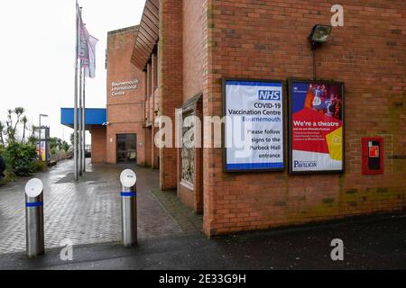 Bournemouth, Dorset, Großbritannien. Januar 2021. Neues Covid-19 NHS Impfzentrum wird am Montag im Bournemouth International Centre in Bournemouth in Dorset eröffnet. Bild: Graham Hunt/Alamy Live News Stockfoto