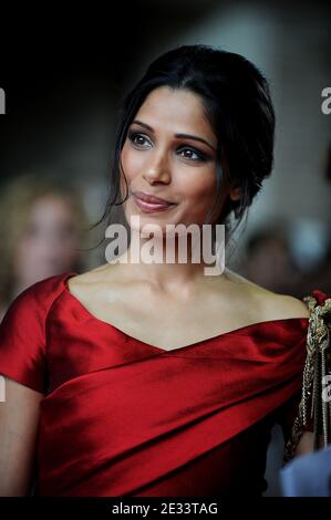 Freida Pinto nimmt an der Vorführung von Miral Teil, die im Ryerson Theatre während des Toronto International Film Festival 2010 stattfand. Toronto, Ontario, Kanada. September 13, 2010. Foto von Lionel Hahn/ABACAPRESS.COM. (Bild: Freida Pinto) Stockfoto