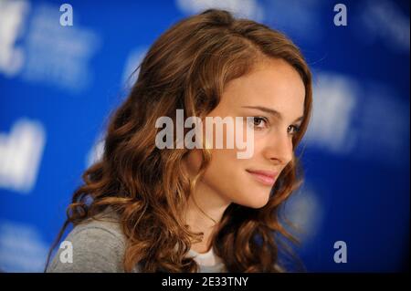 "Natalie Portman nimmt an der Pressekonferenz von ''Black Swan'' während des Toronto International Film Festival 2010 Teil. Toronto, Ontario, Kanada. September 14, 2010. Foto von Lionel Hahn/ABACAPRESS.COM. (Im Bild: Natalie Portman)' Stockfoto