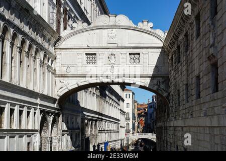 Seufzerbrücke, Ponte dei Sospiri in Venedig, Italien Stockfoto