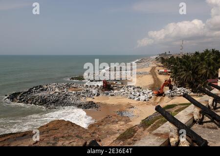 Schloss Ghana an der Kapküste. Eine von 40 Sklavenburgen oder Festungen Westafrikas. Millionen afrikanischer Sklaven sind durchgekommen. Kerker und Zellen Sklaverei. Stockfoto