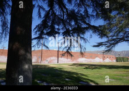 North Hollywood, California, USA 15. Januar 2021 EIN allgemeiner Blick auf die Atmosphäre des Valhalla Memorial Park Cemetery am 15. Januar 2021 in North Hollywood, Kalifornien, USA. Foto von Barry King/Alamy Stockfoto Stockfoto
