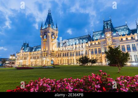 Iasi, Rumänien. Kulturpalast oder Moldawien National Museum Complex. Stockfoto