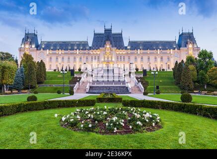 Iasi, Rumänien. Kulturpalast oder Moldawien National Museum Complex. Stockfoto