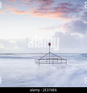 Sea Defense Groynes in Bournemouth Dorset Stockfoto