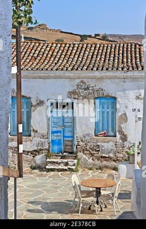 Malerische Gasse in Chora Stadt, in Kythnos Insel, Kykladen Inseln, Ägäis, Griechenland, Europa Stockfoto