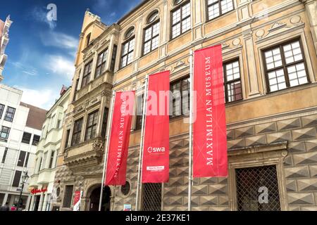 Augsburg, Deutschland: Maximilian Museum in Augsburg. Augsburg ist eine Stadt in Schwaben, Bayern, es ist drittälteste Stadt in Deutschland Stockfoto