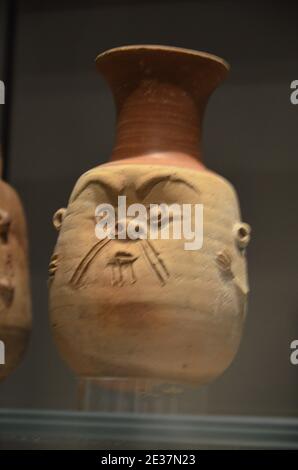 Ausstellung von Mumien, Artefakten und ägyptischen Funden im Ägyptischen Museum von Turin Stockfoto
