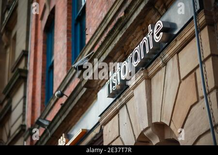 Newcastle upon Tyne Großbritannien: 11. Oktober 202: Außenansicht des italienischen Restaurants Don Vito in Newcastle Stockfoto