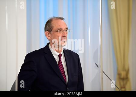 Wien, Österreich. 17. Januar 2021. Pressekonferenz der Bundesregierung. Weitere Einzelheiten zu den Corona-Massnahmen. Bild zeigt Bildungsminister Heinz Faßmann (ÖVP) Stockfoto