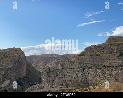 Blick auf die Landschaft des Naturparks der Sierras de Cazorla, Segura y las Villas in Jaen, Spanien. In bewölktem Tag Stockfoto