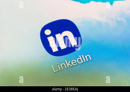 Eine Nahaufnahme des App-Logos für LinkedIn - an American Business und Beschäftigung-orientierten Online-Service auf einem Handy Angezeigt Stockfoto