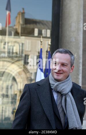 Der französische Minister für Landwirtschaft, Ernährung, Fischerei, ländliche Angelegenheiten und Raumordnung (Regionalentwicklung) Bruno Le Maire verlässt am 30. November 2010 den wöchentlichen kabinettsrat im Elysée-Palast in Paris. Foto von Stephane Lemouton/ABACAPRESS.COM Stockfoto