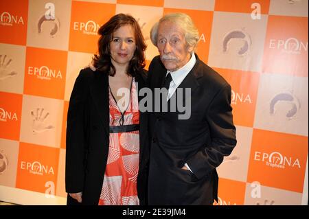 Delphine Gleize und Jean Rochefort beim 17. Jährlichen Epona Festival in Cabourg, Frankreich am 16. Oktober 2010. Foto von Nicolas Briquet/ABACAPRESS.COM Stockfoto