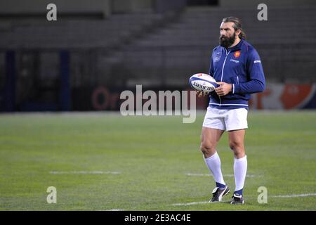 Frankreichs Sebastien Chabal während einer Trainingseinheit vor dem Internationalen Freundlichen Rugby-Spiel, Frankreich gegen Argentinien im La Mosson Stadion in Montpellier, Frankreich am 19. November 2010. Foto von Sylvain Thomas/ABACAPRESS.COM Stockfoto