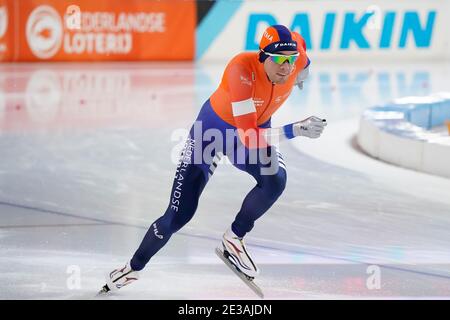 Patrick Roest Zweiter Platz auf der ersten 500 Meter während der Europameisterschaft Allround und Sprint am Januar, 16 2021 in Heerenveen Niederlande Credit: SCS/Sander Chammid/AFLO/Alamy Live News Stockfoto