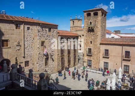 Cáceres UNESCO-Weltkulturerbe ist eine Stadt von Spanien in Extremadura, ummauerte Stadt berühmt für Torre del Bujaco, & Los Golfines de Abajo Palast Stockfoto