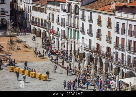 Cáceres UNESCO-Weltkulturerbe ist eine Stadt von Spanien in Extremadura, ummauerte Stadt berühmt für Torre del Bujaco, & Los Golfines de Abajo Palast Stockfoto