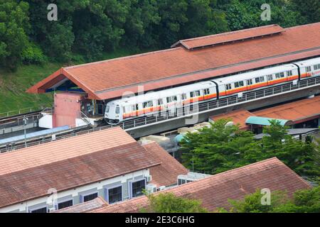 Ein öffentlicher Bahnhof. Bukit Batok, Singapur. Stockfoto