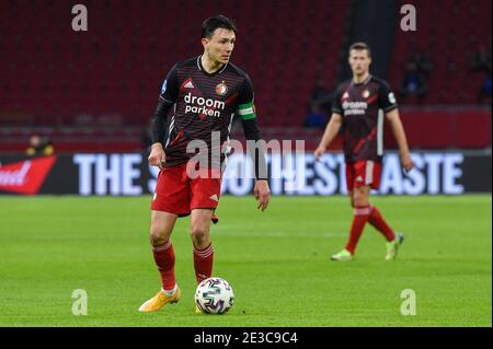 Amsterdam Niederlande Januar 17 Steven Berghuis Von Feyenoord Nicolas Tagliafico Von Ajax Wahrend Des Niederlandischen Eredivisie Spiels Zwischen Ajax Und Feyen Stockfotografie Alamy