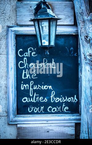 Café-Menuboard, Frankreich. Stockfoto