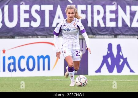 Firenze, Italien. Januar 2021. Firenze, Italien, Gino Bozzi Stadion, 17. Januar 2021, Frederikke Thogersen (Fiorentina Femminile) während ACF Fiorentina femminile vs San Marino Academy - Italienischer Fußball Serie A Frauenspiel Credit: Lisa Guglielmi/LPS/ZUMA Wire/Alamy Live News Stockfoto