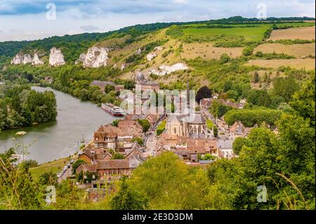 Blick auf Les Andeleys von Château Gaillard, Seinetal, Frankreich Stockfoto