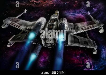 Montreal, Quebec, Kanada, Januar 15,2021.Diorama eines Star Wars X-Flügel Kämpfer im Flug.Montreal, Quebec, Kanada.Kredit:Mario Beauregard/Alamy News Stockfoto