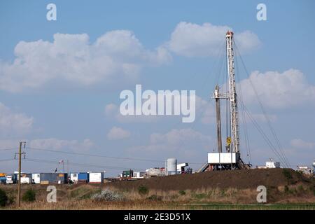 Land Öl und Gas Bohranlage Bergbau Industrie Stockfoto