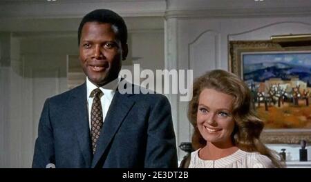 GUESS WHO'S COMING TO DINNER 1967 Columbia Pictures Film mit Katherine Houghton (Katherine Hepburns aktuelle Nichte) und Sidney Poitier. Stockfoto