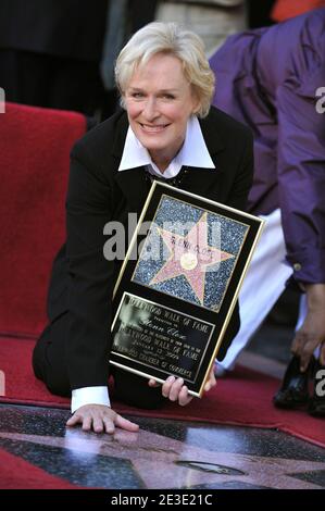 Glenn Close wird am 12. Januar 2009 auf dem Hollywood Walk of Fame in Los Angeles, CA, USA, mit dem 2,378. Stern geehrt. Foto von Lionel Hahn/ABACAPRESS.COM Stockfoto