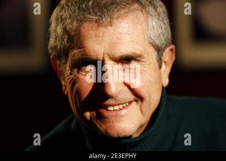 Le President du Jury, Claude Lelouch pose lors de l'ouverture du 11eme Festival International de la Creation Televisuelle de Luchon le 4 fevrier 2009. Foto von Patrick Bernard/ABACAPRESS.COM Stockfoto