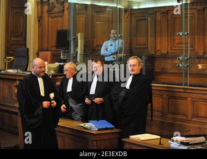 Stephane Colonna, der Bruder von Yvan Colonna, kommt am 9. Februar 2009 in das Pariser Gerichtsgebäude, um am Prozess von Yvan Colonna in Paris teilzunehmen. Foto von Mousse/ABACAPRESS.COM Stockfoto