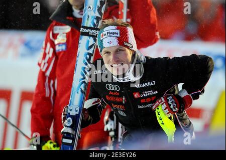 Julien Lizeroux aus Frankreich wird 2. Platz feiert nach dem Super Combined Event der Herren bei den Ski-Weltmeisterschaften auf dem Face de Solaise Kurs im Val d'Isere, Französische Alpen, Frankreich am 9. Februar 2009. Foto von Thierry Orban/ABACAPRESS.COM Stockfoto