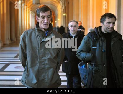 Joseph Versini im Pariser Gerichtsgebäude, um am 6. März 2009 am Prozess gegen Yvan Colonna in Paris teilzunehmen. Foto von Mousse/ABACAPRESS.COM Stockfoto