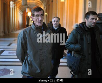 Joseph Versini im Pariser Gerichtsgebäude, um am 6. März 2009 am Prozess gegen Yvan Colonna in Paris teilzunehmen. Foto von Mousse/ABACAPRESS.COM Stockfoto