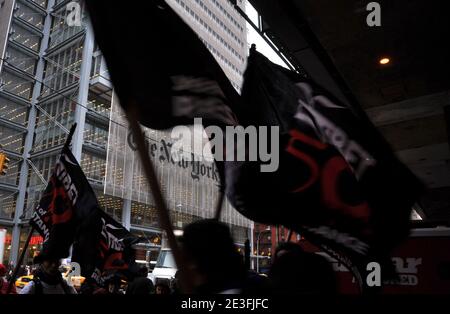 Hunderte von Pro-Tibetischen Aktivisten versammeln sich am 10. März 2009 auf dem Union Square in New York City, USA. Die Demonstranten gedachten des 50. Jahrestages des gescheiterten Aufstands, der den Dalai Lama zur Flucht aus Tibet zwang. Foto von Gregorio Binuya/ABACAPRESS.COM Stockfoto