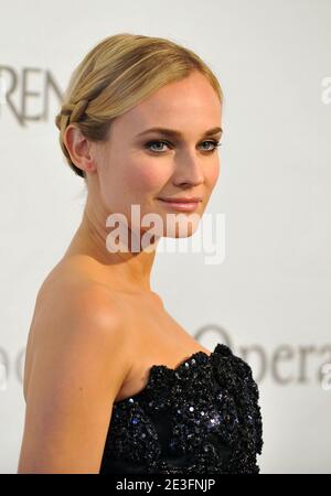 Schauspielerin Diane Kruger bei der Ankunft an der Metropolitan Opera zur Feier ihrer 125. Saison und Placido Domingos 40-jähriges Jubiläum im MET, im Metropilitan Opera House MET, Lincoln Center in New York City, NY, USA am 15. März 2009. Foto von S.Vlasic/ABACAPRESS.COM Stockfoto