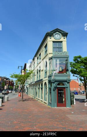 Portland Arts District das H. H. H. Hay Building wurde 1820 an der Ecke der Free Street und Congress Street im Herzen des Arts District von Portland erbaut Stockfoto