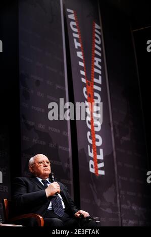 Der ehemalige sowjetische Präsident Michail Gorbatschow spricht am 20. März 2009 beim Americas Business Council Reconciliation Forum in Washington, DC, USA. Foto von Olivier Douliery/ABACAPRESS.COM Stockfoto