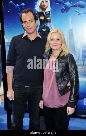 Will Arnet und Amy Poehler kommen zur Premiere von 'Monsters vs. Aliens', die am 22. März 2009 im Gibson Amphitheatre in Universal City in Los Angeles, CA, USA, stattfand. Foto von Lionel Hahn/ABACAPRESS.COM Stockfoto